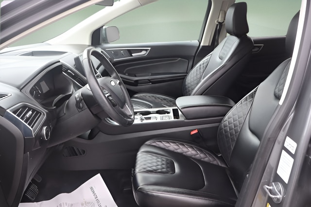 2024 Ford Edge Titanium - Photo 10