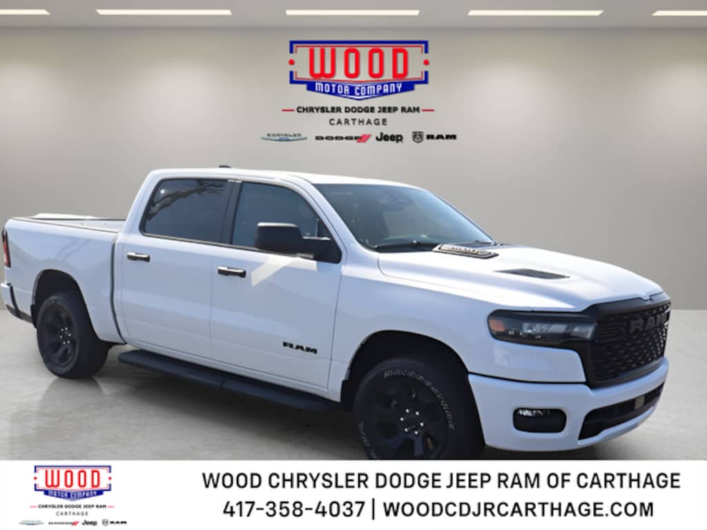 New 2026 Ram 1500 EXPRESS CREW CAB 4X4 5'7 BOX Pickup
