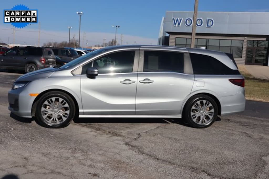 Used 2025 Honda Odyssey Touring Minivan/Van