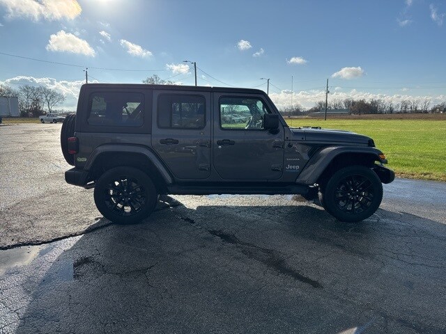2022 Jeep Wrangler Unlimited Sahara 4xe photo 4