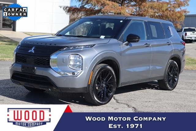 2024 Mitsubishi Outlander SE Black Edition's photo