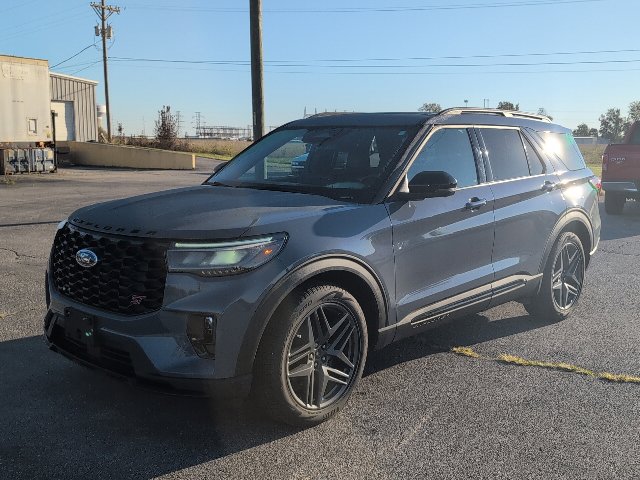 Used 2025 Ford Explorer ST SUV