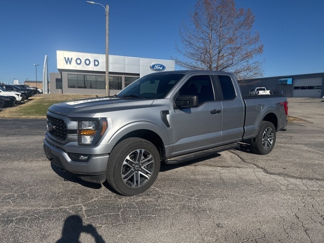 2023 Ford F-150 XL's photo