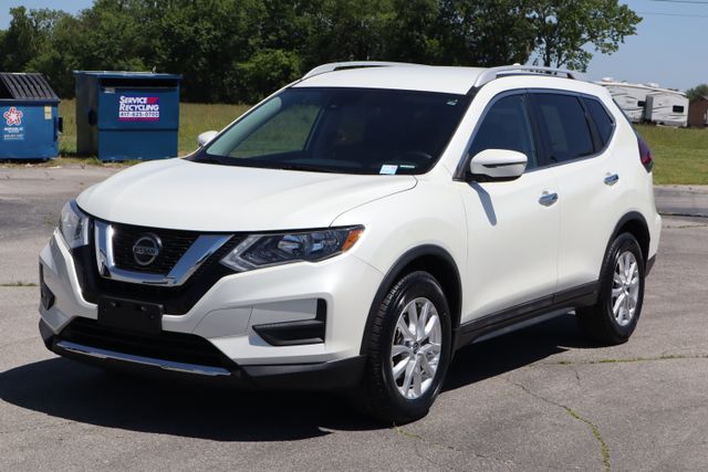 2020 Nissan Rogue SV FWD's photo