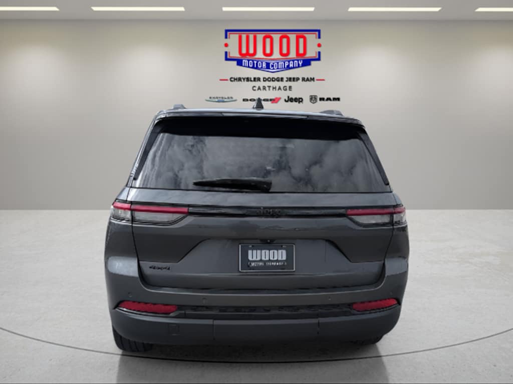 Used 2022 Jeep Grand Cherokee Altitude SUV