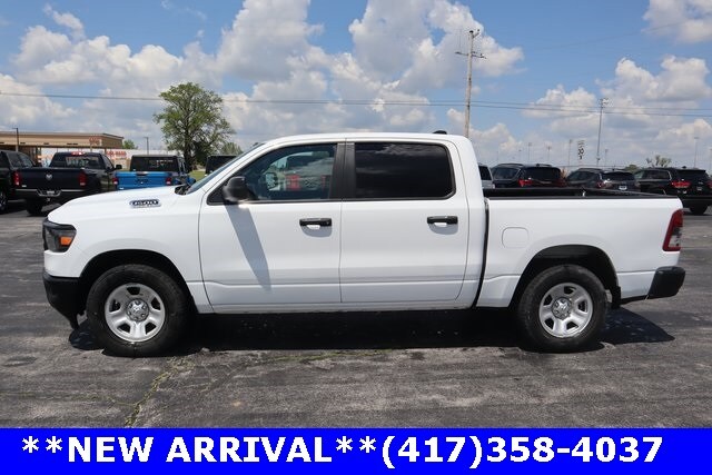 2023 Ram 1500 Tradesman photo 2