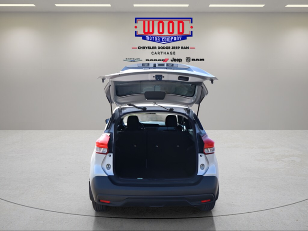 Used 2019 Nissan Kicks S SUV