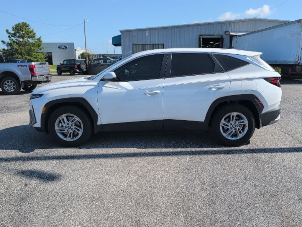 Used 2026 Hyundai Tucson SE SUV