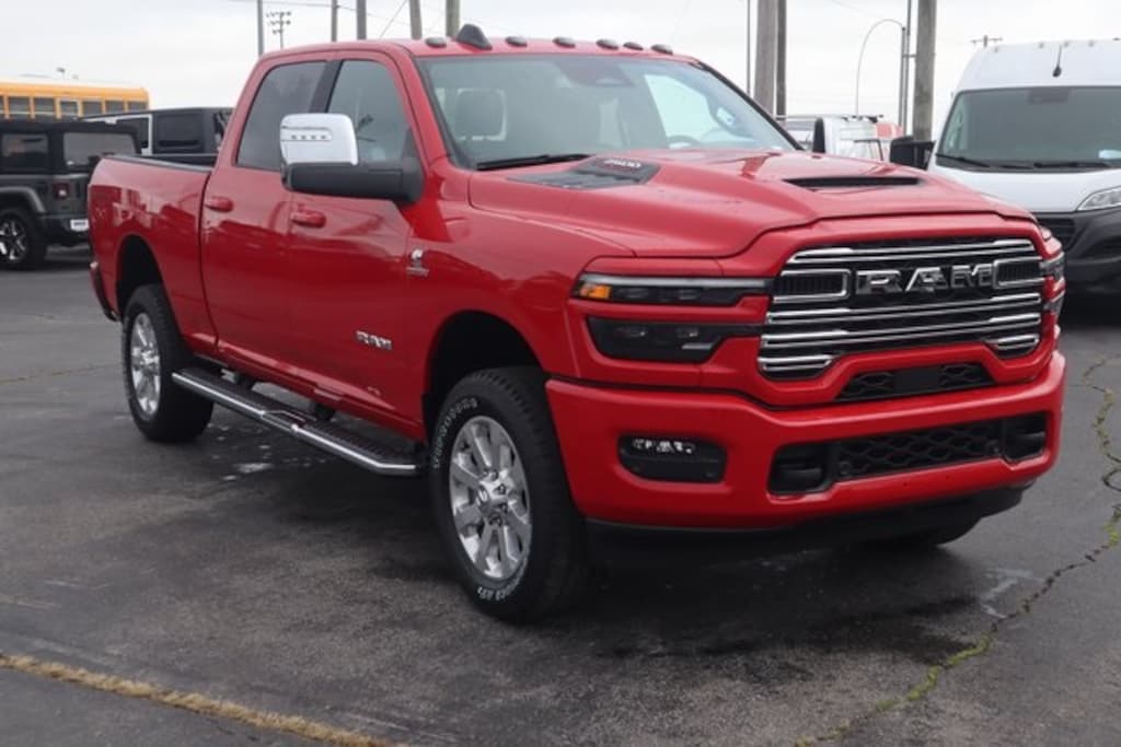 New 2026 Ram 2500 LARAMIE CREW CAB 4X4 6'4 BOX Pickup