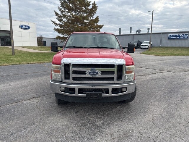 2010 Ford F-250 photo 2