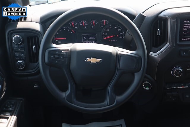 2025 Chevrolet Silverado 2500HD Custom photo 4