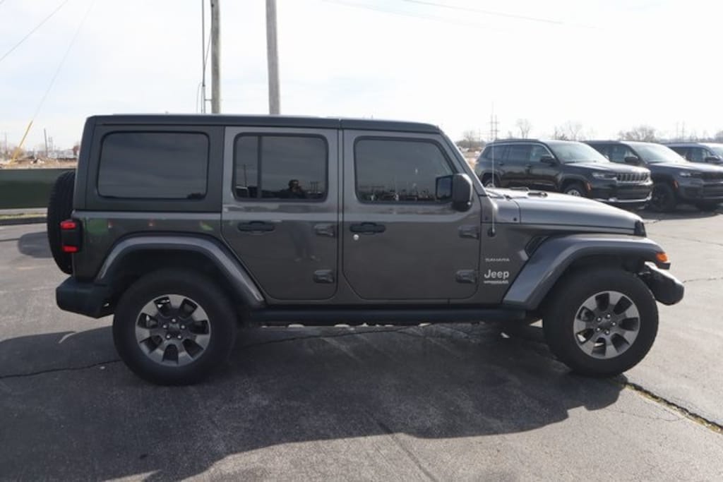 Used 2019 Jeep Wrangler Unlimited Sahara SUV