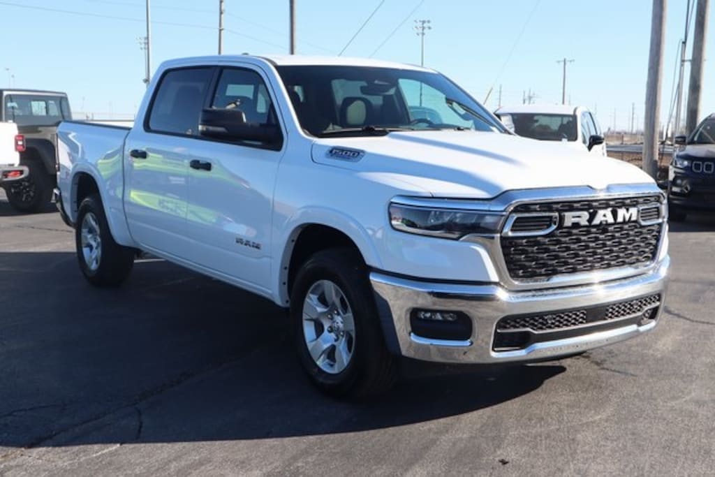 New 2026 Ram 1500 BIG HORN CREW CAB 4X4 5'7 BOX Pickup