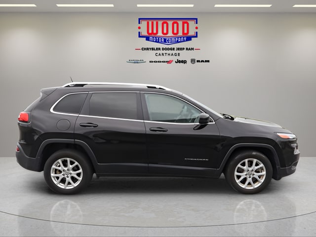 Used 2017 Jeep Cherokee Latitude with VIN 1C4PJLCB8HW669474 for sale in Carthage, MO