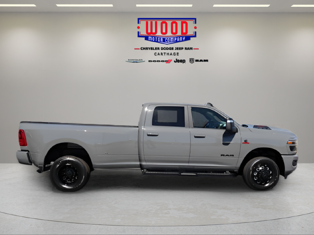 New 2027 Ram 3500 LARAMIE CREW CAB 4X4 8' BOX Pickup