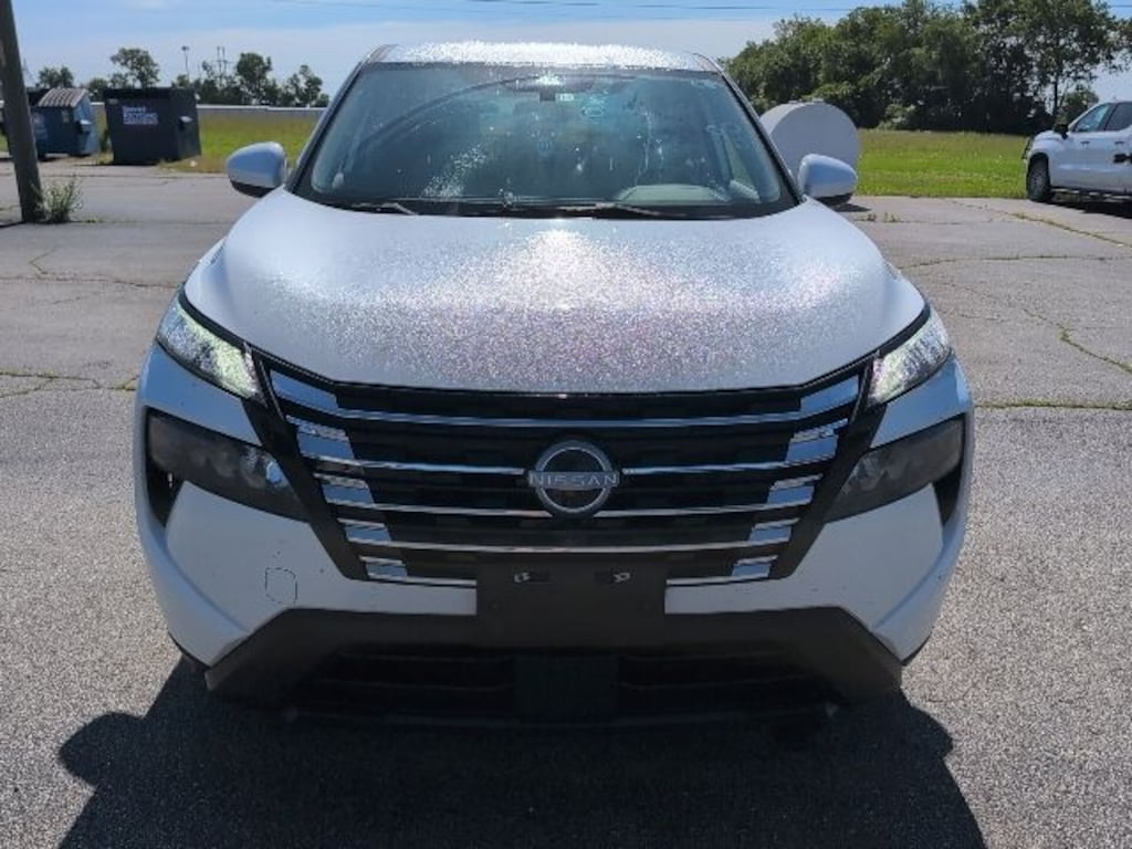 Used 2024 Nissan Rogue SV SUV
