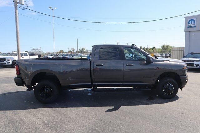 2026 Ram 3500 Big Horn photo 3