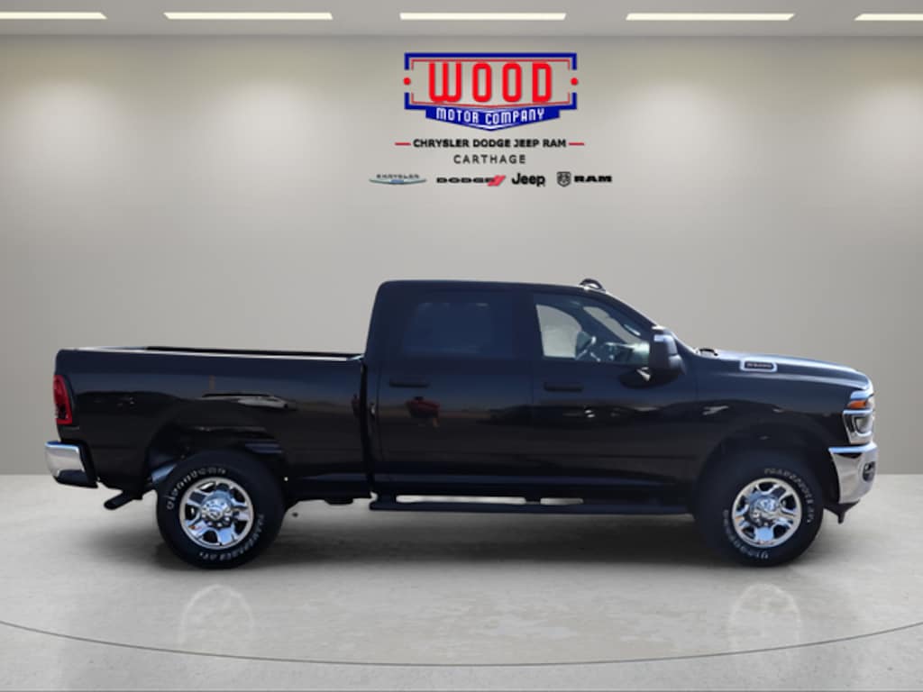 New 2026 Ram 2500 TRADESMAN CREW CAB 4X4 6'4 BOX Pickup