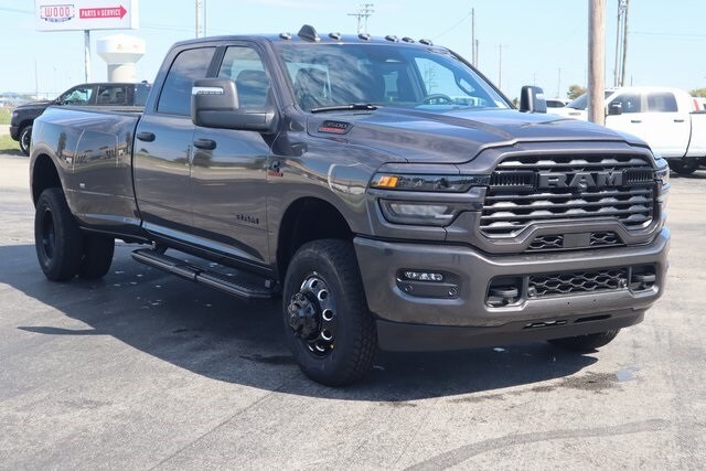 2026 Ram 3500 Big Horn photo 2
