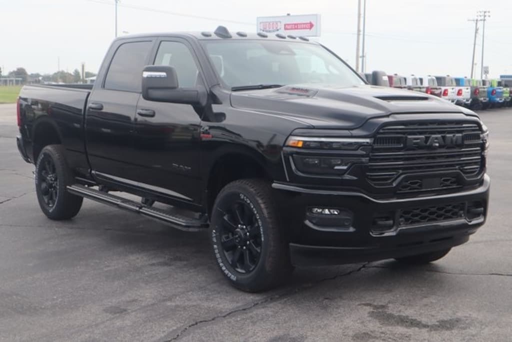 New 2026 Ram 2500 LARAMIE CREW CAB 4X4 6'4 BOX Pickup