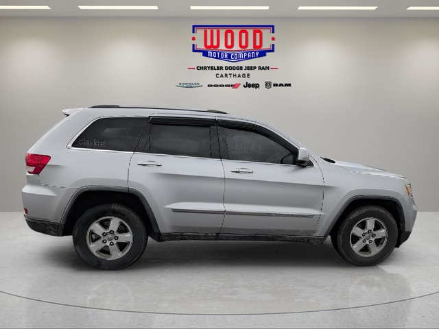 Used 2011 Jeep Grand Cherokee Laredo with VIN 1J4RR4GG1BC547331 for sale in Carthage, MO