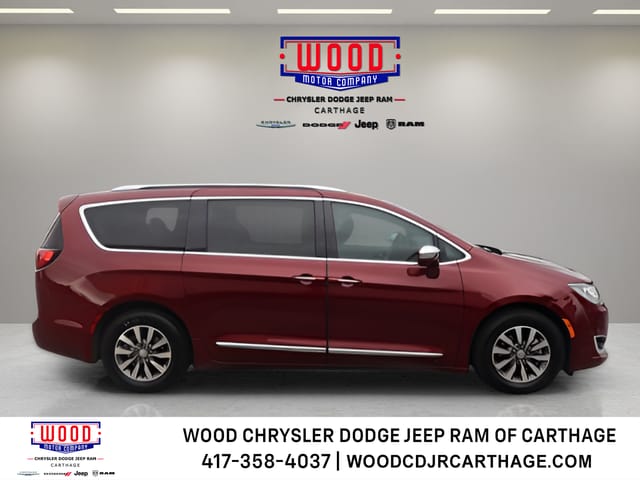 Used 2020 Chrysler Pacifica Hybrid Limited with VIN 2C4RC1N70LR288235 for sale in Carthage, MO
