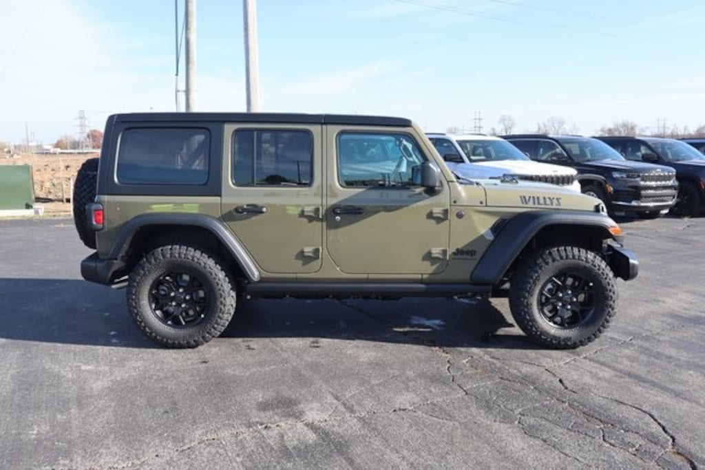 New 2026 Jeep Wrangler 4-DOOR WILLYS Sport Utility
