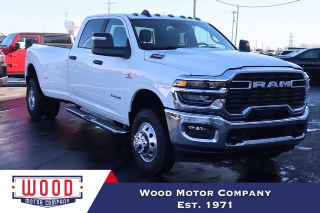 2026 RAM Ram 3500 Pickup Big Horn's photo