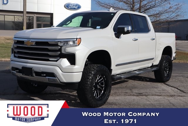 2024 Chevrolet Silverado 1500 High Country's photo