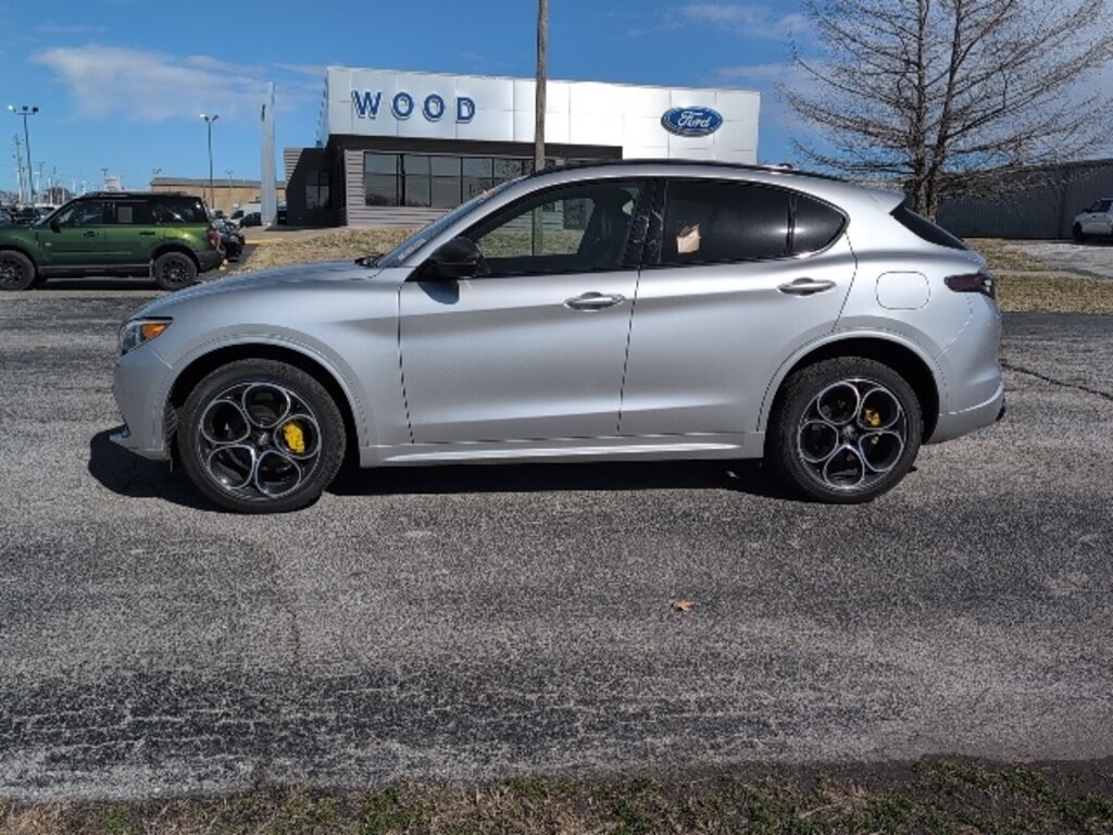 Used 2021 Alfa Romeo Stelvio Ti Sport SUV