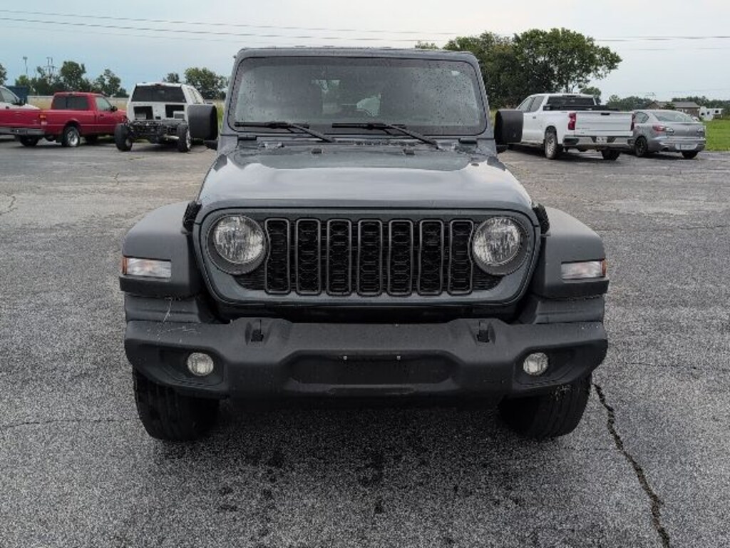 Used 2025 Jeep Wrangler Sport SUV
