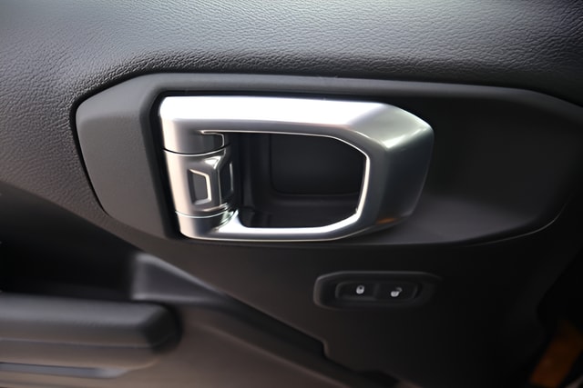 2026 Jeep Wrangler 4-Door Sport - Photo 6