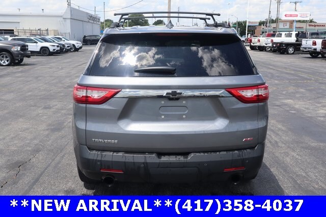 2019 Chevrolet Traverse RS photo 2