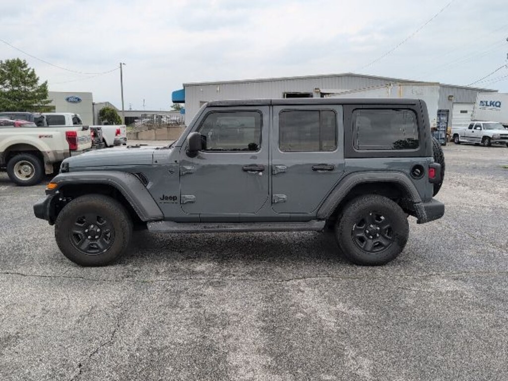 Used 2025 Jeep Wrangler Sport SUV