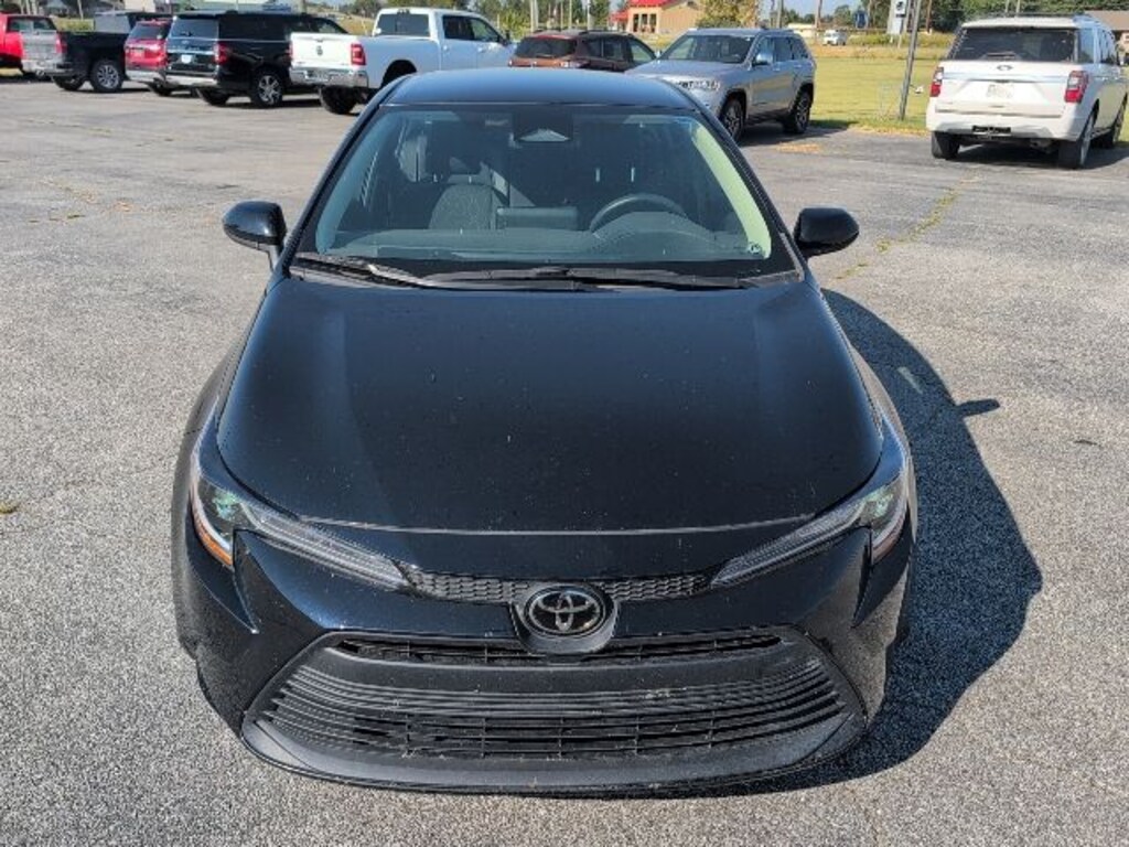 Used 2023 Toyota Corolla LE Sedan