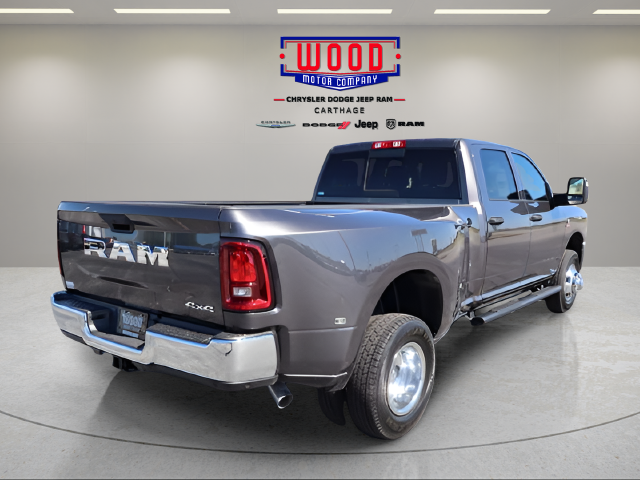New 2027 Ram 3500 TRADESMAN CREW CAB 4X4 8' BOX Pickup