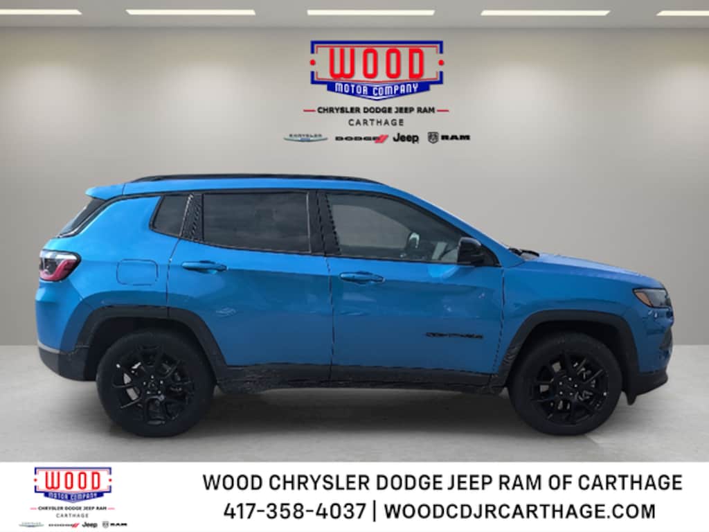 Used 2025 Jeep Compass Latitude SUV