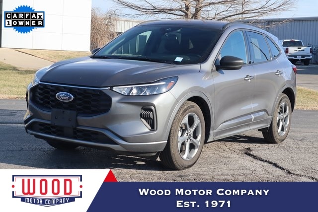 2024 Ford Escape ST-Line's photo
