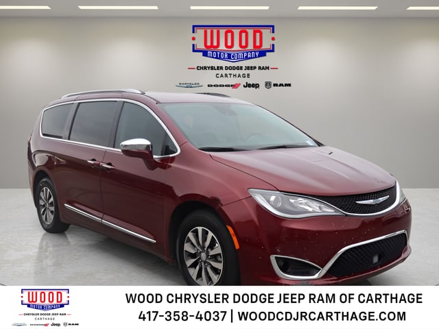 2020 Chrysler Pacifica Hybrid Limited's photo