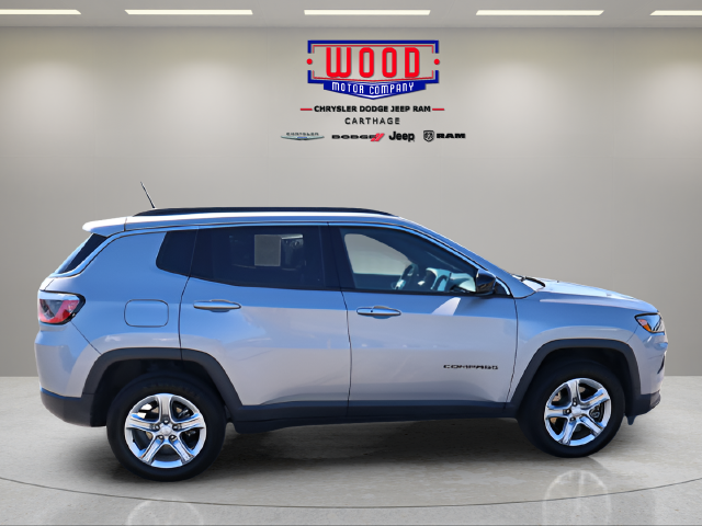 Used 2024 Jeep Compass Latitude SUV