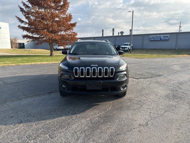 2014 Jeep Cherokee Latitude photo 2