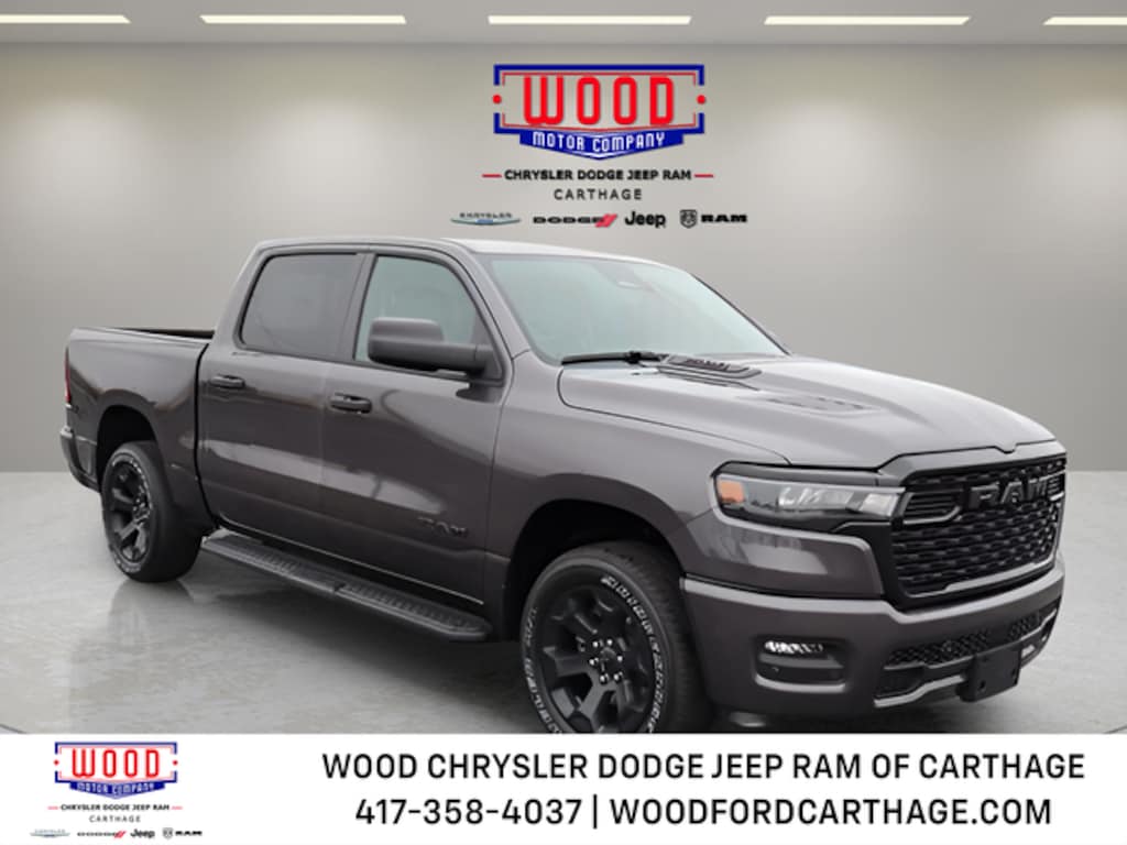 New 2026 Ram 1500 EXPRESS CREW CAB 4X4 5'7 BOX Pickup