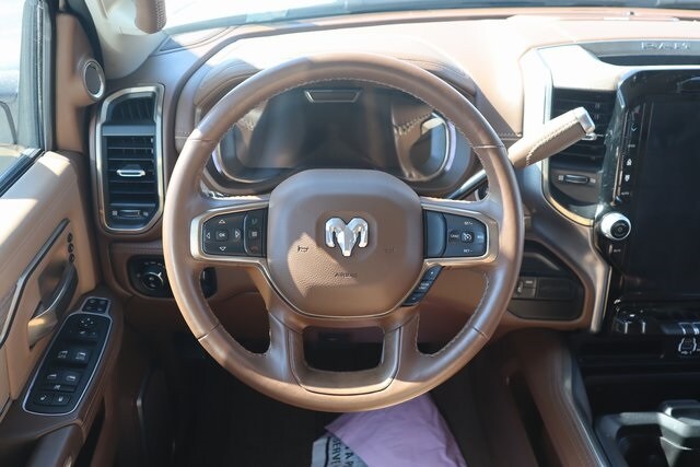 2024 Ram 3500 Laramie Longhorn photo 4