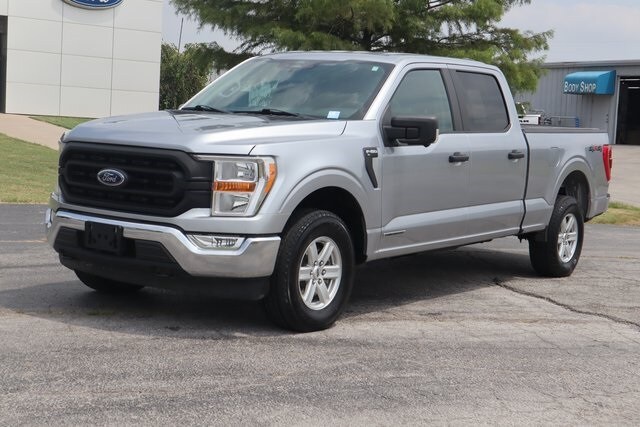 2022 Ford F-150 XL photo 2