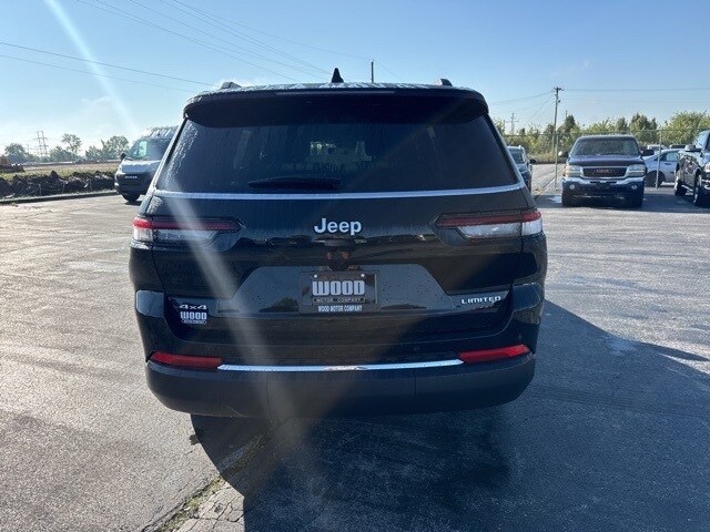 2025 Jeep Grand Cherokee Limited photo 4