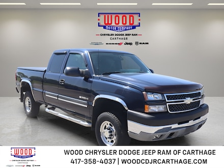 2005 Chevrolet Silverado 2500HD LS Truck