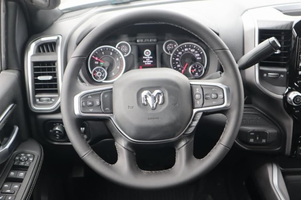 New 2026 Ram 2500 BIG HORN CREW CAB 4X4 8' BOX Pickup