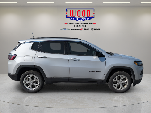 Used 2024 Jeep Compass Latitude SUV