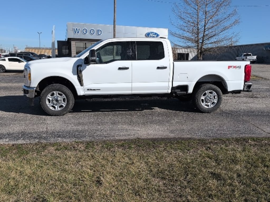 Used 2025 Ford F-250SD XLT Truck