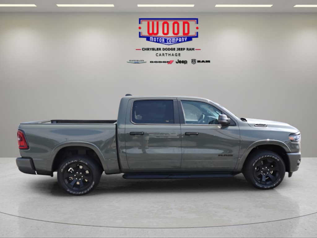 New 2026 Ram 1500 BIG HORN CREW CAB 4X4 5'7 BOX Pickup